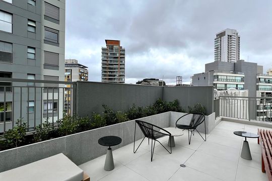Área comum de kitnet/studio para alugar com 1 quarto, 25m² em Vila Madalena, São Paulo