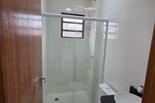 Banheiro social de apartamento para alugar com 2 quartos, 42m² em Parque da Vila Prudente, São Paulo