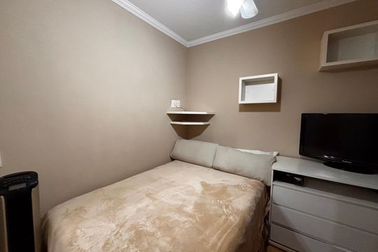 Quarto de apartamento para alugar com 3 quartos, 107m² em Alphaville Industrial, Barueri