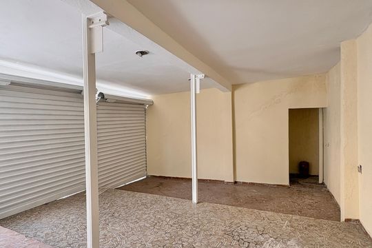 Garagem de casa para alugar com 3 quartos, 200m² em Jardim Santa Monica, São Paulo