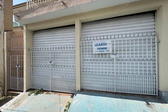 Fachada de casa para alugar com 3 quartos, 200m² em Jardim Santa Monica, São Paulo