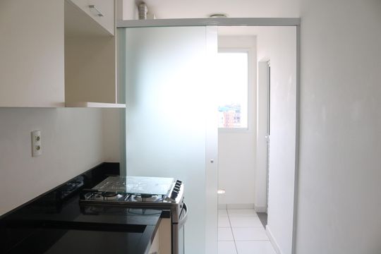 Cozinha de apartamento à venda com 2 quartos, 70m² em Vila Ipojuca, São Paulo
