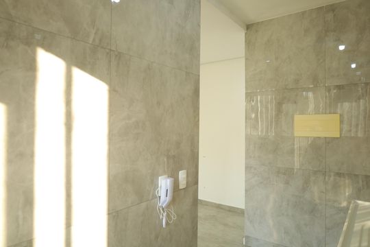 Cozinha de apartamento para alugar com 2 quartos, 50m² em Fazenda Caguaçu, São Paulo