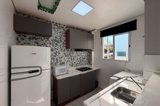 Cozinha de apartamento à venda com 2 quartos, 44m² em Poste, Jundiaí