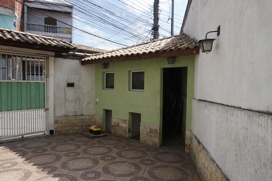 Garagem de casa para alugar com 4 quartos, 150m² em Jardim Sao Luiz, Embu das Artes