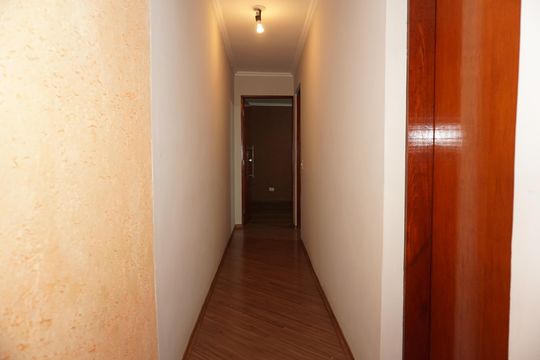 Corredor de casa para alugar com 4 quartos, 150m² em Jardim Sao Luiz, Embu das Artes