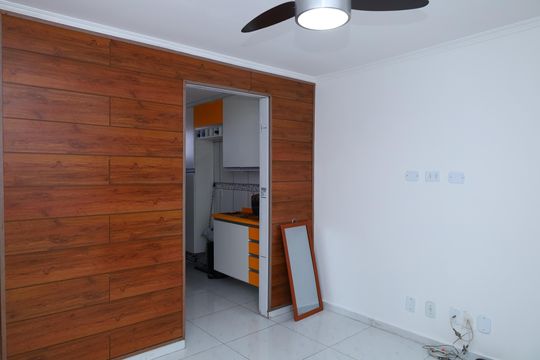 Sala de apartamento para alugar com 2 quartos, 47m² em Itaquera, São Paulo