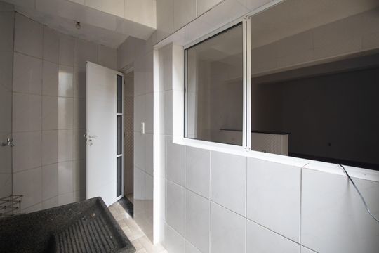 Área de Serviço de casa para alugar com 2 quartos, 68m² em Parque Vitoria, São Paulo
