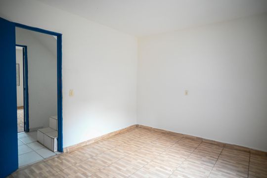 Quarto 2 de casa para alugar com 3 quartos, 108m² em Jardim Vergueiro, São Paulo
