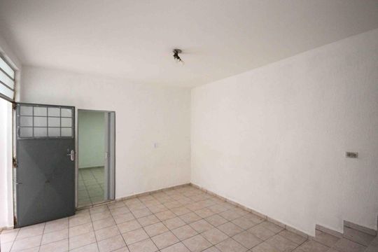 Casa para alugar com 2 quartos, 70m² em Vila Bela, São Paulo