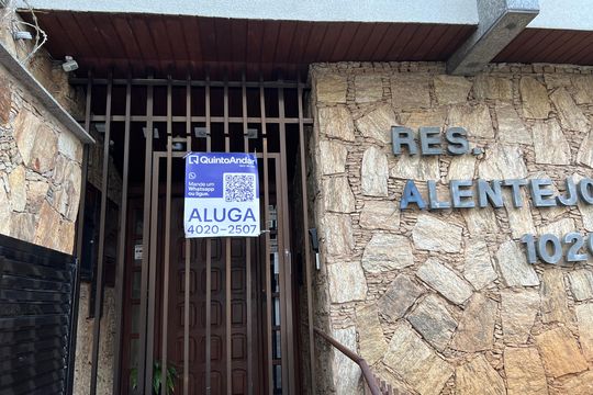 Placa de apartamento para alugar com 2 quartos, 79m² em Cascatinha, Juiz de Fora