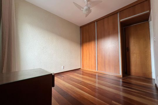 Apartamento para alugar com 2 quartos, 79m² em Cascatinha, Juiz de Fora