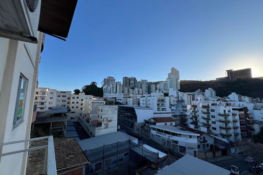 Vista da Sacada do Quarto 1 de apartamento para alugar com 2 quartos, 79m² em Cascatinha, Juiz de Fora