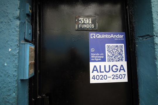 Placa de casa para alugar com 1 quarto, 30m² em Ramos, Rio de Janeiro