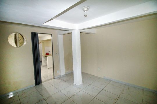 Quarto de casa para alugar com 1 quarto, 30m² em Ramos, Rio de Janeiro