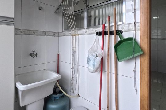 Área de Serviço de apartamento para alugar com 1 quarto, 53m² em Gonzaga, Santos
