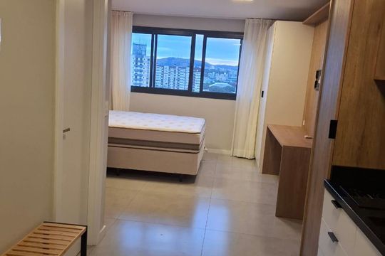 Cozinha de kitnet/studio para alugar com 1 quarto, 26m² em Cidade Baixa, Porto Alegre
