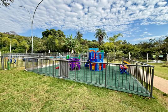 Área comum - Playground de apartamento para alugar com 2 quartos, 45m² em Praia, Contagem