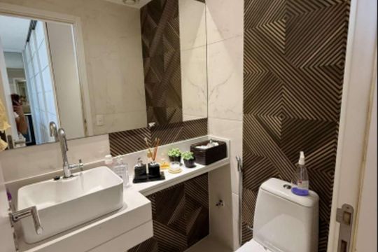 Banheiro de apartamento à venda com 4 quartos, 175m² em Barra da Tijuca, Rio de Janeiro