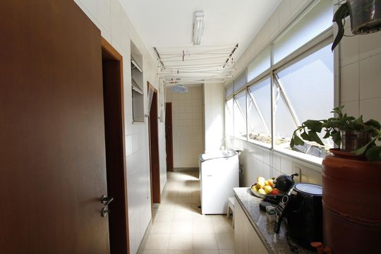 Área de Serviço de apartamento à venda com 4 quartos, 162m² em Vila Paris, Belo Horizonte