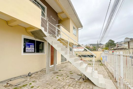 Entrada de apartamento para alugar com 1 quarto, 46m² em Ingleses do Rio Vermelho, Florianópolis