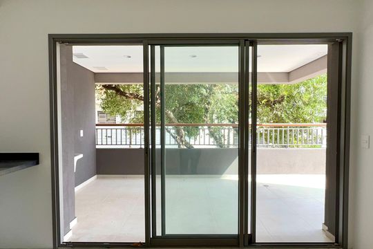 Varanda de apartamento à venda com 2 quartos, 68m² em Vila Anglo Brasileira, São Paulo