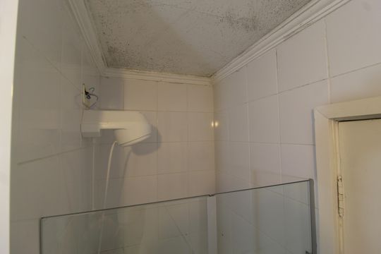 Banheiro Social de apartamento para alugar com 3 quartos, 98m² em Itaim Bibi, São Paulo