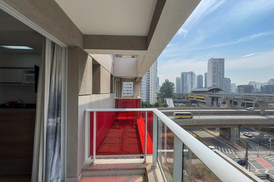 Sacada de kitnet/studio à venda com 1 quarto, 38m² em Brooklin, São Paulo