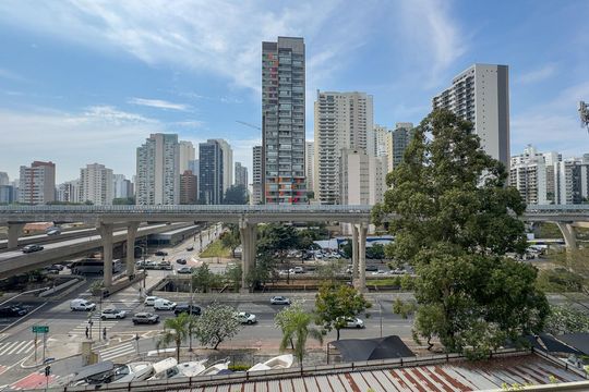 Vista da Sacada de kitnet/studio à venda com 1 quarto, 38m² em Brooklin, São Paulo
