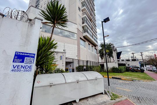 Fachada com Plaquinha de apartamento à venda com 2 quartos, 60m² em Tatuapé, São Paulo
