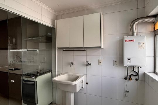 Área de Serviço de apartamento à venda com 2 quartos, 71m² em Indianópolis, São Paulo