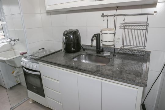 Cozinha e Área de Serviço de apartamento para alugar com 1 quarto, 32m² em Água Branca, São Paulo