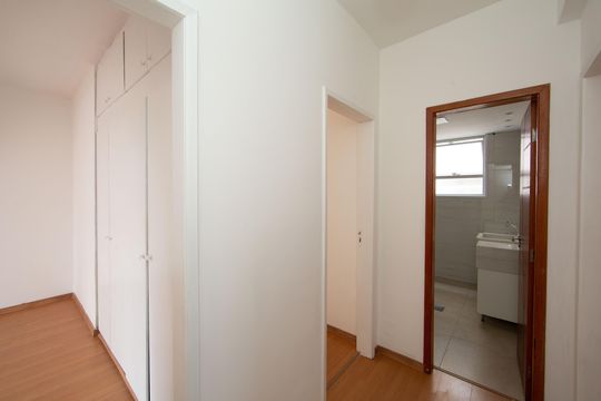 CIRCULACAO de apartamento à venda com 3 quartos, 100m² em Santa Tereza, Belo Horizonte