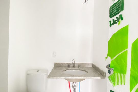 Banheiro da Suíte de apartamento à venda com 1 quarto, 34m² em Vila Guilhermina, São Paulo