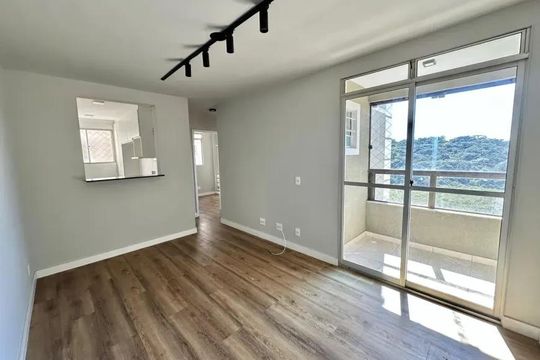 Apartamento para alugar com 2 quartos, 55m² em Cabral, Contagem