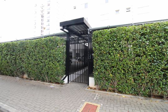 Portaria de apartamento para alugar com 2 quartos, 76m² em Parque Industrial, São José dos Campos