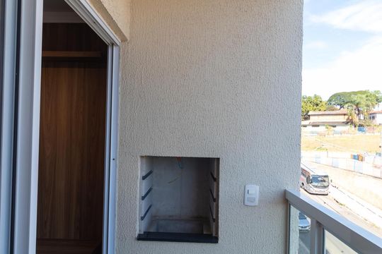 Sacada com churrasqueira de apartamento para alugar com 2 quartos, 56m² em Jardim Nova Europa, Campinas