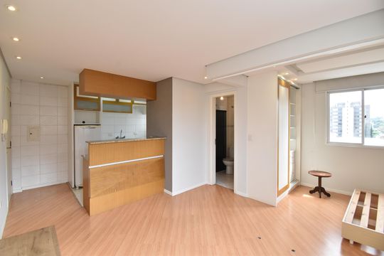 Kitnet/Studio para alugar com 1 quarto, 40m² em Água Verde, Curitiba