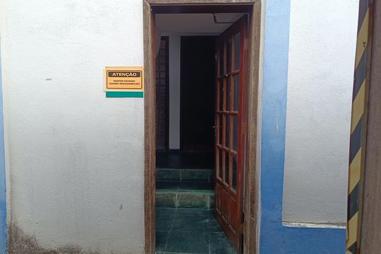 ACESSO AO PREDIO de kitnet/studio para alugar com 1 quarto, 30m² em Praia Campista, Macaé