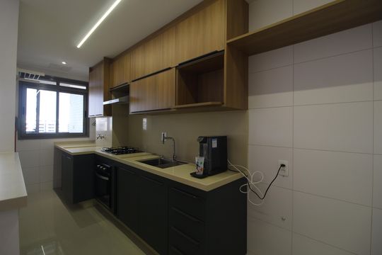 Cozinha de apartamento para alugar com 2 quartos, 94m² em Barra Olímpica, Rio de Janeiro