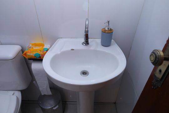Banheiro 1 de casa à venda com 3 quartos, 100m² em Parada Xv de Novembro, São Paulo