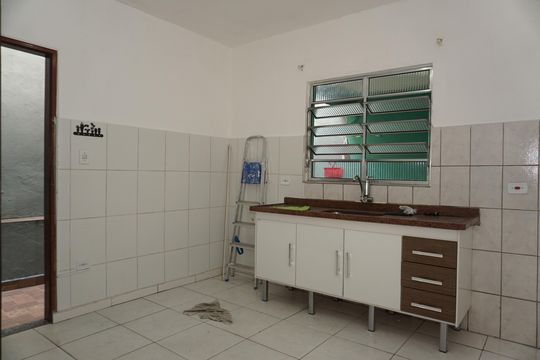 Casa para alugar com 2 quartos, 70m² em Parque Fernanda, Embu das Artes