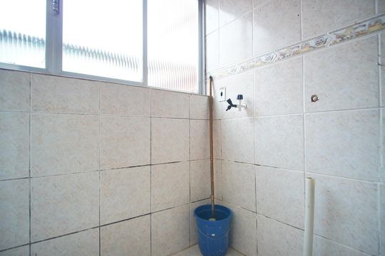 Cozinha e Área de Serviço de apartamento à venda com 2 quartos, 86m² em Santa Rosa de Lima, Porto Alegre