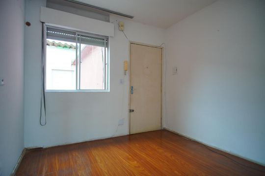 Sala de apartamento à venda com 2 quartos, 86m² em Santa Rosa de Lima, Porto Alegre