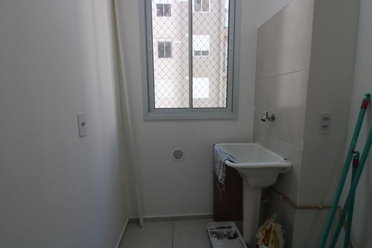 Área de Serviço de apartamento para alugar com 2 quartos, 41m² em Jardim America da Penha, São Paulo
