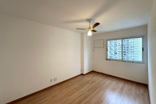 Apartamento para alugar com 2 quartos, 80m² em Botafogo, Rio de Janeiro