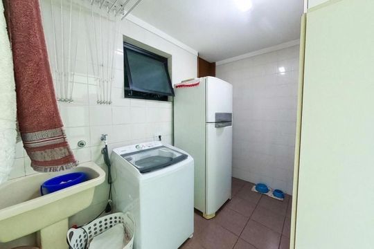 Área de serviço de apartamento à venda com 3 quartos, 104m² em Vila Assunção, Santo André