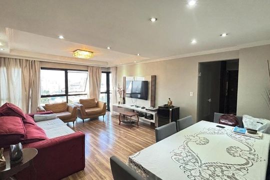 Apartamento à venda com 3 quartos, 104m² em Vila Assunção, Santo André
