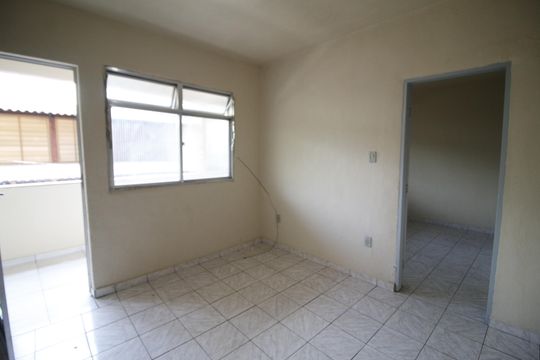 Casa para alugar com 2 quartos, 50m² em Taquara, Rio de Janeiro