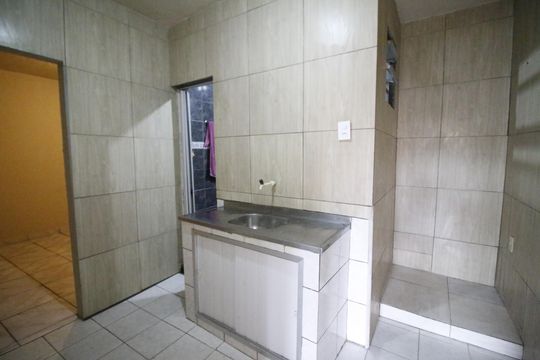 Cozinha de casa para alugar com 2 quartos, 50m² em Taquara, Rio de Janeiro